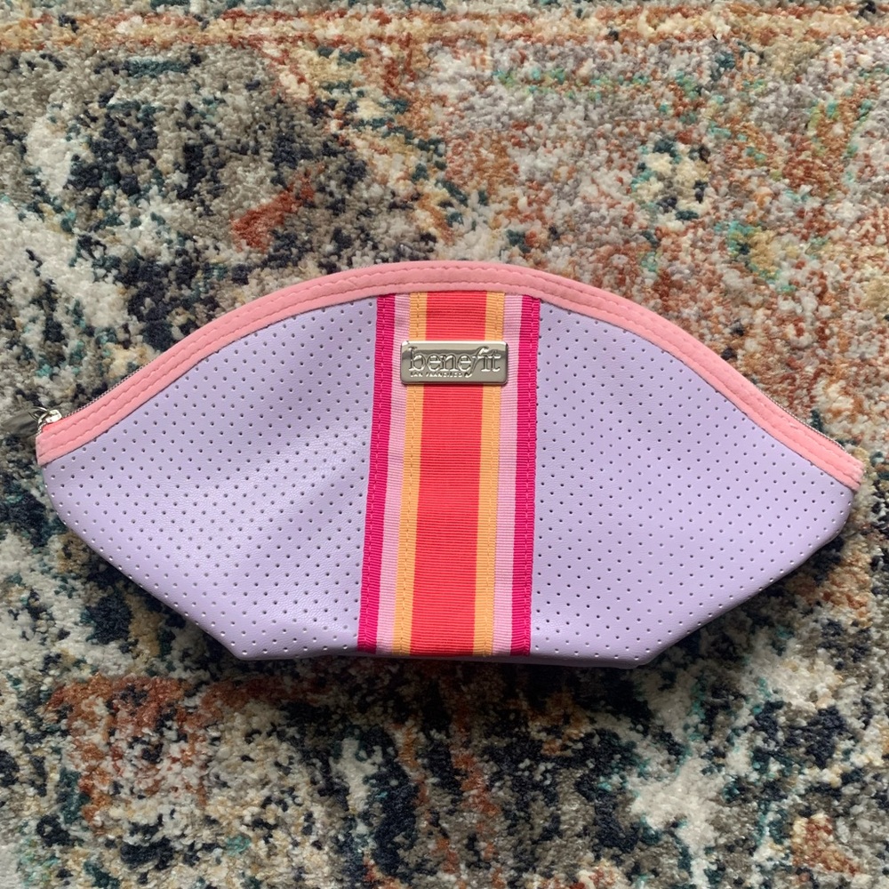 NWT Benefit Dome Bag